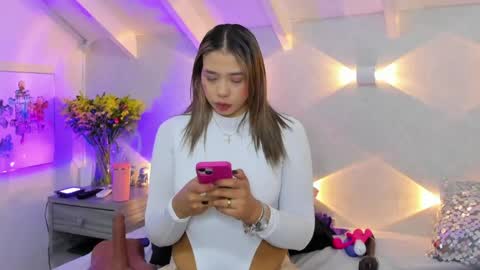 Snapshot of martina_miiller chatting on 04.27.26 martina mIIler online show from 04.27.26