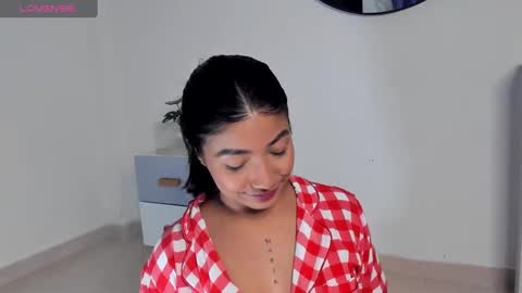 martina Monst online show from 12.25.24