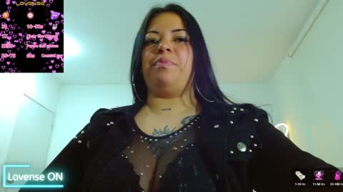 Hey im martina online show from 12.27.24