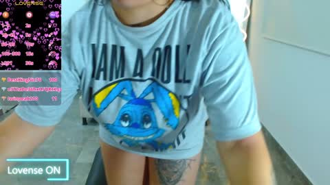 Hey im martina online show from 01.11.25
