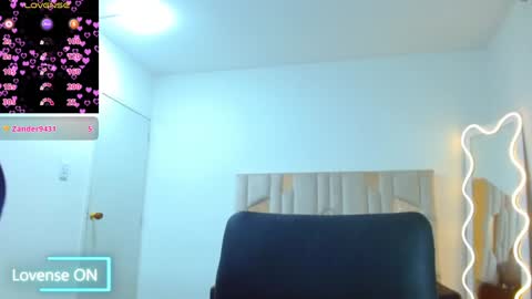Hey im martina online show from 01.16.25
