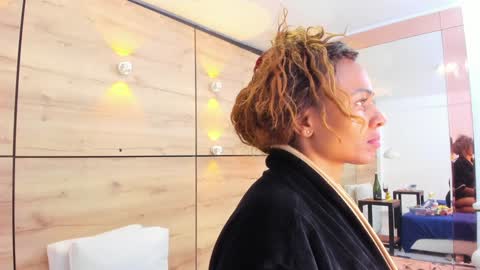 martina touss  online show from 12.14.24