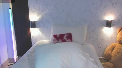 martina Bianchi  online show from 04.16.26