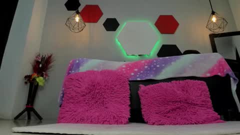 Martina online show from 09.28.25