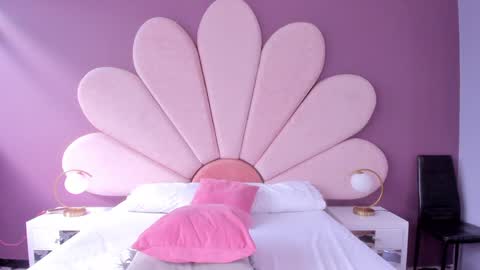 Martina Garcia online show from 12.24.24