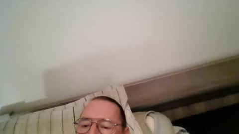 Snapshot of martinb62 chatting on 09.29.25 Hotguy61 online show from 09.29.25