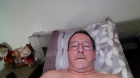 Snapshot of martinb62 chatting on 11.07.25 Hotguy61 online show from 11.07.25