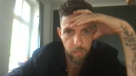 Snapshot of martinmagic467659 chatting on 10.29.25 martinmagic467659 online show from 10.29.25