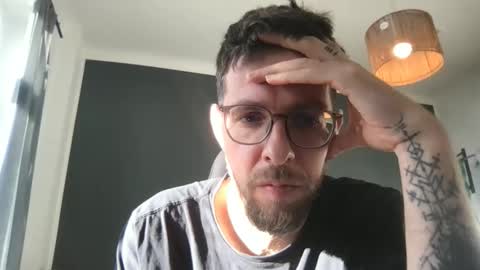 Snapshot of martinmagic467659 chatting on 01.19.26 martinmagic467659 online show from 01.19.26