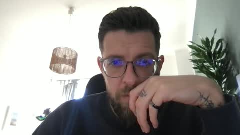 Snapshot of martinmagic467659 chatting on 03.02.26 martinmagic467659 online show from 03.02.26