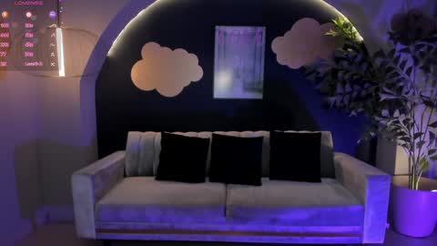 Snapshot of martinnabonnet chatting on 12.02.24 Martinna Bonnet online show from 12.02.24