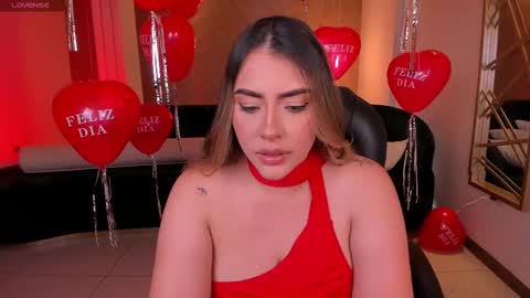 Snapshot of martinnabonnet chatting on 02.13.25 Martinna Bonnet online show from 02.13.25