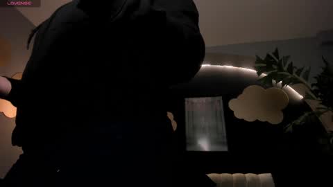 Snapshot of martinnabonnet chatting on 03.10.25 Martinna Bonnet online show from 03.10.25