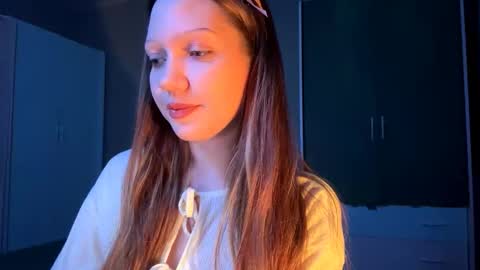 Emily online show from 10.06.25