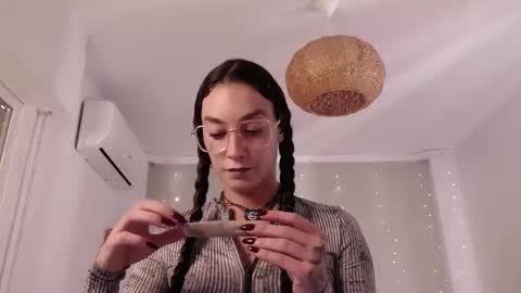 MartycaBee online show from 11.03.25