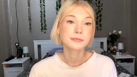 Snapshot of marvawillinghurst chatting on 02.01.26 Lisa online show from 02.01.26