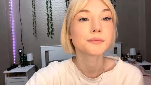 Snapshot of marvawillinghurst chatting on 02.09.26 Lisa online show from 02.09.26