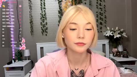 Snapshot of marvawillinghurst chatting on 02.14.26 Lisa online show from 02.14.26