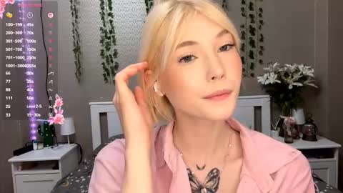 Snapshot of marvawillinghurst chatting on 02.16.26 Lisa online show from 02.16.26