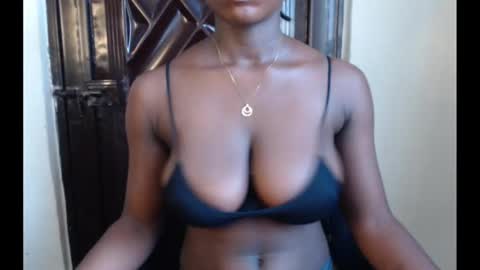 Snapshot of marvelous_pussy chatting on 03.07.25 sonia online show from 03.07.25
