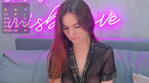 Snapshot of mary_cartar chatting on 11.13.25 Eva online show from 11.13.25