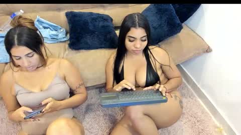 Snapshot of mary_jell81 chatting on 10.27.25 mary j online show from 10.27.25