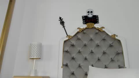 Snapshot of mary_joseph chatting on 11.01.25 mary joseph online show from 11.01.25