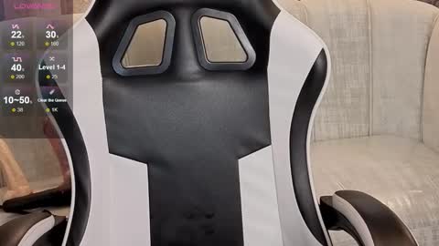 Snapshot of mary_luxx_tp chatting on 10.12.25 mary_luxx_tp online show from 10.12.25