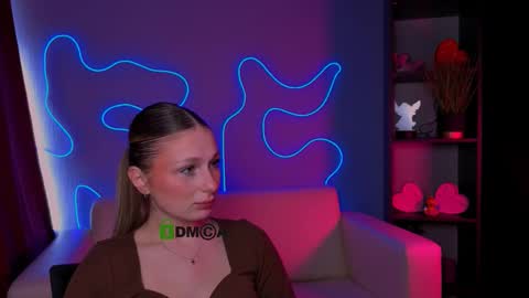 Mary online show from 11.25.25