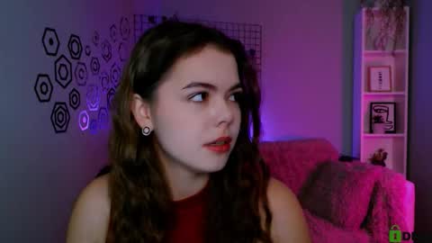 Mary online show from 11.29.25