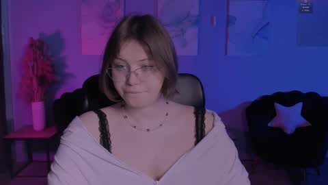 mary_moon__ online show from 04.20.26