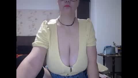 Mary online show from 01.06.25