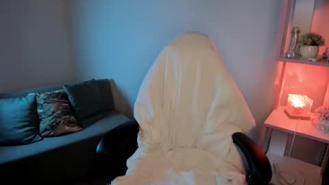 Mary GTM3Mon Wed Thu Sat Sun 0400 am-1030pm online show from 10.05.25