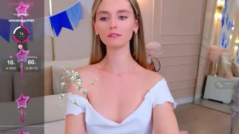 Snapshot of marybeth_snow chatting on 09.27.25 Marybeth online show from 09.27.25