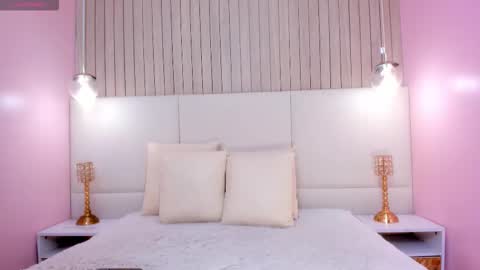   online show from 10.09.25