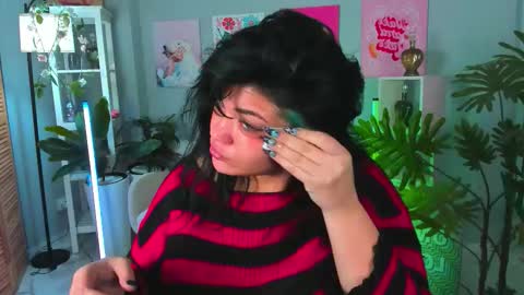 Mary online show from 11.05.25