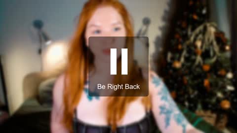 Snapshot of marykeysss chatting on 12.20.24 Bun online show from 12.20.24