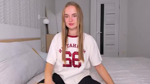 Mari online show from 10.12.25