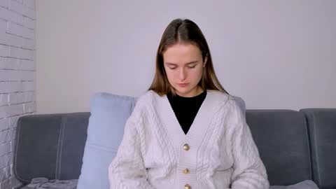 Snapshot of marylee_21 chatting on 12.03.25 Mari online show from 12.03.25