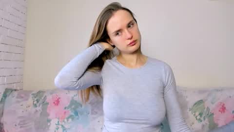 Snapshot of marylee_21 chatting on 02.03.26 Mari online show from 02.03.26