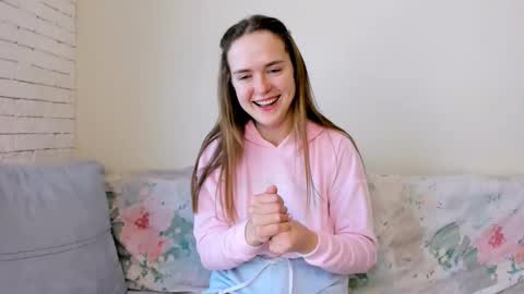 Snapshot of marylee_21 chatting on 02.23.26 Mari online show from 02.23.26