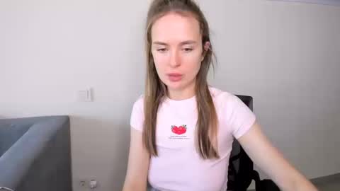 Snapshot of marylee_21 chatting on 03.13.26 Mari online show from 03.13.26