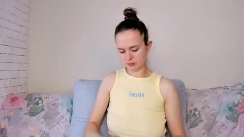 Snapshot of marylee_21 chatting on 03.16.26 Mari online show from 03.16.26