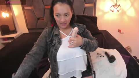 Snapshot of marylinmilf chatting on 06.15.26 Marylin online show from 06.15.26