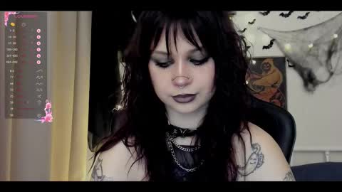 Mary x online show from 10.31.25