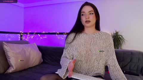 Marina online show from 01.21.25