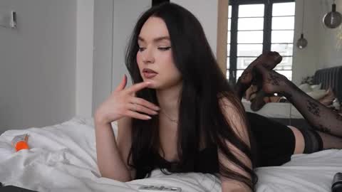 Marina online show from 02.25.26