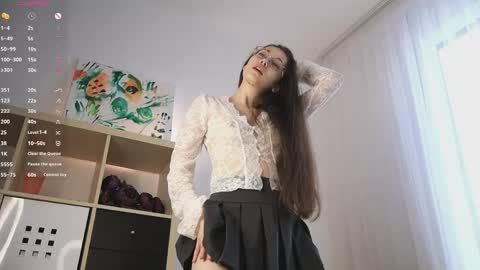 Hi Im Olivia Im new here3 online show from 04.11.26