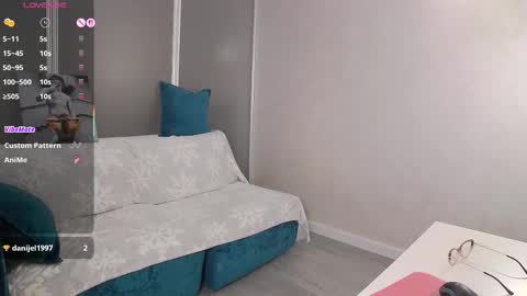 Mary online show from 11.15.25