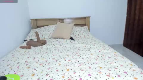 Snapshot of marywhitee__ chatting on 02.27.26 Mary online show from 02.27.26